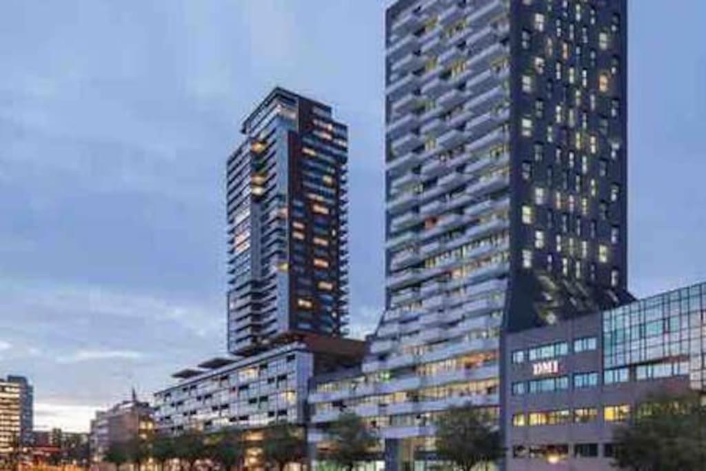 Stunning View Apt Free Parking Apartman Rotterdam Kültér fotó