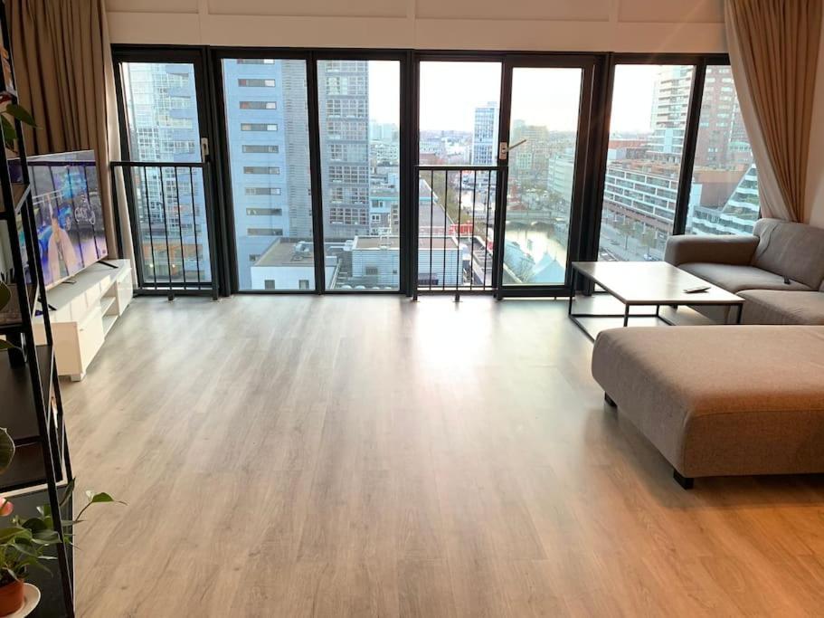Stunning View Apt Free Parking Apartman Rotterdam Kültér fotó